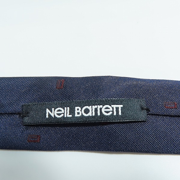 実際に弊社で買取させて頂いたNeil Barrett/ニールバレット 刺繍総柄 ネクタイ の画像 3枚目