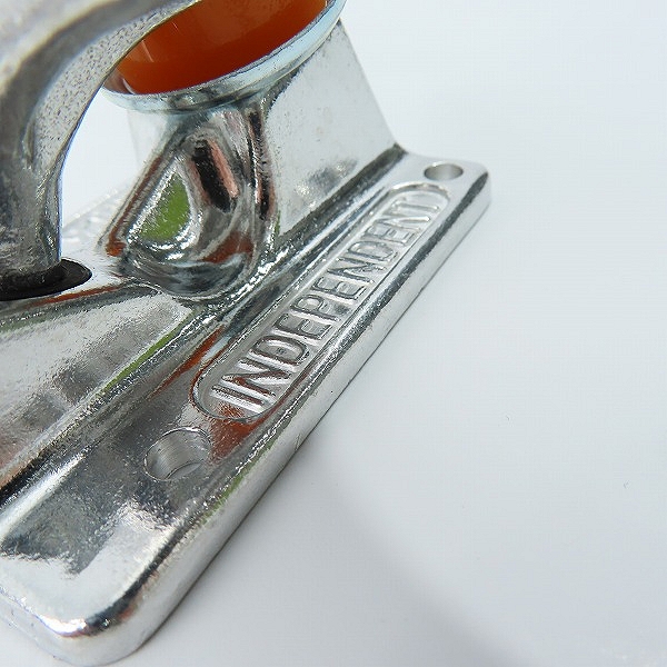 実際に弊社で買取させて頂いた(1)【未使用】INDEPENDENT/インディペンデント 144 STAGE 11 FORGED HOLLOW SILVER スケートボード トラックの画像 5枚目