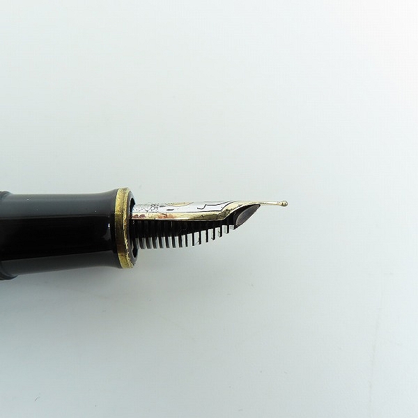 実際に弊社で買取させて頂いたPELIKAN/ペリカン SOUVERAN/スーベレーン 万年筆 ペン先14C-585-EFの画像 2枚目