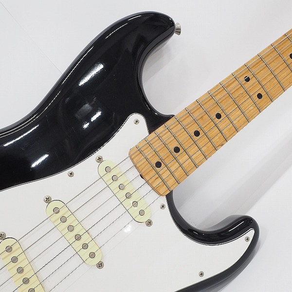実際に弊社で買取させて頂いた★Fender Japan/フェンダージャパン ST-STD Stratocaster/ストラトキャスター エレキギター ソフトケース付の画像 4枚目
