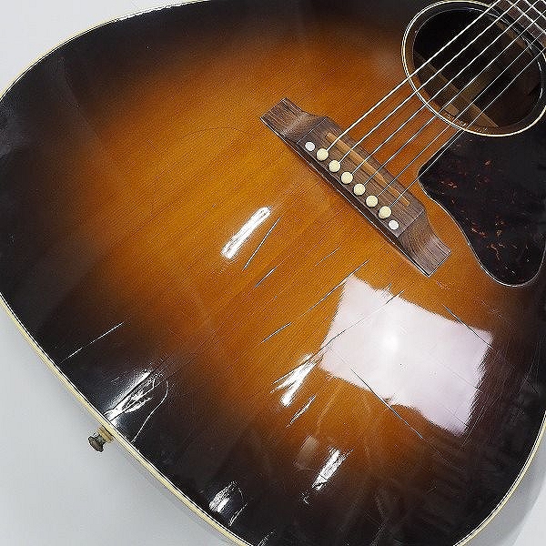 実際に弊社で買取させて頂いた★【難有り】Gibson/ギブソン 1963 J-45 VS アコースティックギター/アコギ 2000年製 ハードケース付の画像 5枚目