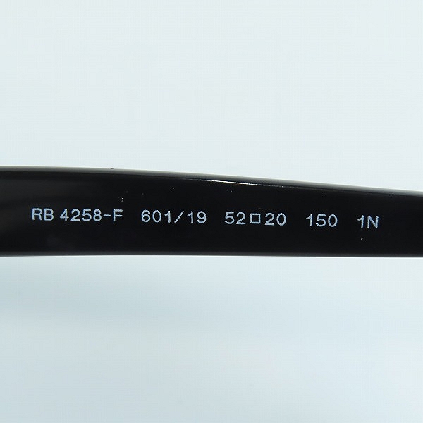 実際に弊社で買取させて頂いたRay-Ban/レイバン サングラス/アイウェア RB4258-F 601/19の画像 7枚目
