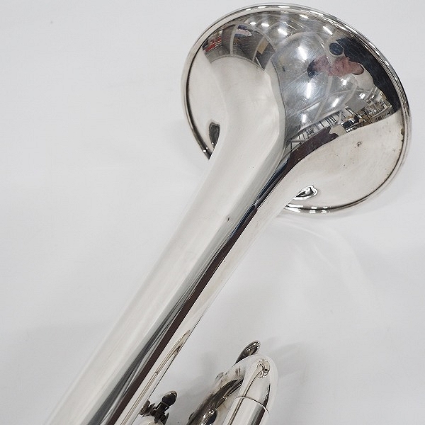 実際に弊社で買取させて頂いた★【難有り】YAMAHA/ヤマハ Custom YTR-934ML/YTR934ML トランペット シルバー ハードケース付の画像 3枚目