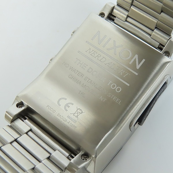 実際に弊社で買取させて頂いたNIXON/ニクソン THE DORK TOO デジタル ウォッチ/腕時計の画像 4枚目