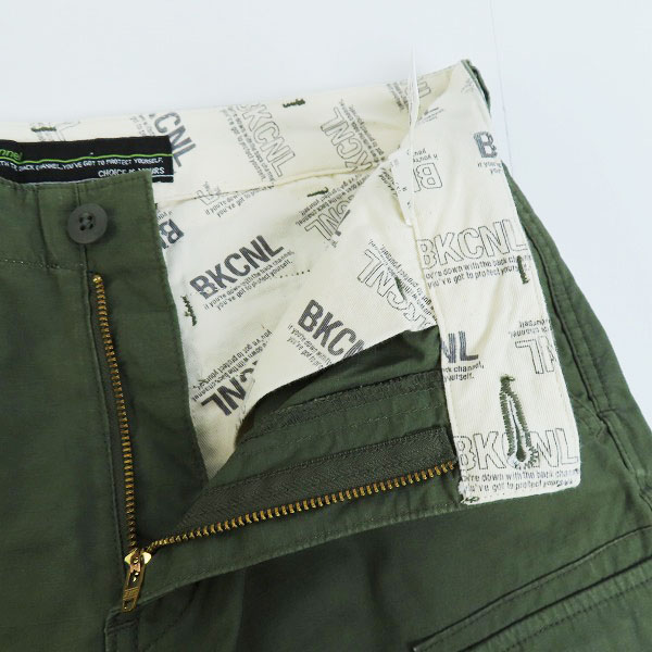 実際に弊社で買取させて頂いたBack Channel/バックチャンネル 7分丈 カーゴパンツ ブリントデザイン カーキ Sの画像 4枚目