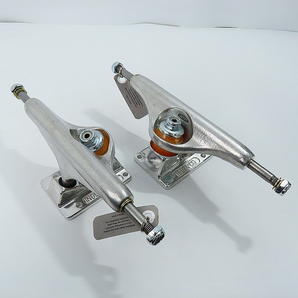 実際に弊社で買取させて頂いた(4)【未使用】INDEPENDENT/インディペンデント 144 STAGE 11 FORGED HOLLOW SILVER スケートボード トラック