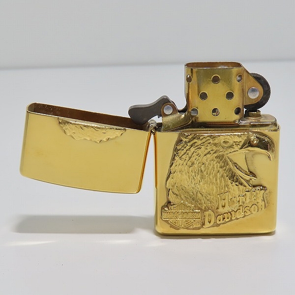 実際に弊社で買取させて頂いたZippo/ジッポー HARLEYDAVIDSON/ハーレーダビッドソン イーグルメタル貼り ゴールド 1932-1991/1991年製の画像 6枚目