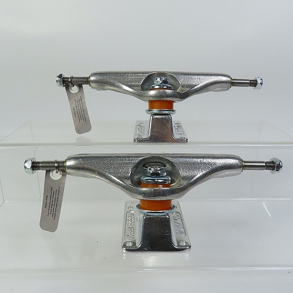 実際に弊社で買取させて頂いた(1)【未使用】INDEPENDENT/インディペンデント 144 STAGE 11 FORGED HOLLOW SILVER スケートボード トラックの画像 1枚目