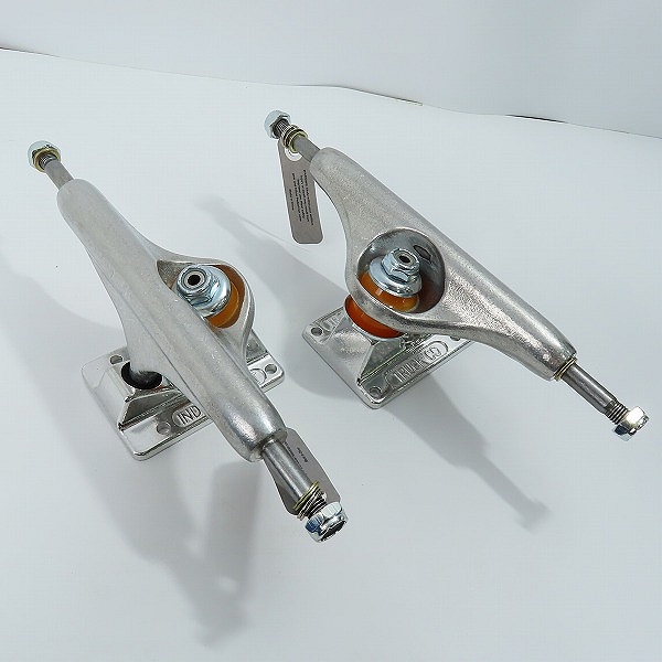 実際に弊社で買取させて頂いた(3)【未使用】INDEPENDENT/インディペンデント 144 STAGE 11 FORGED HOLLOW SILVER スケートボード トラック