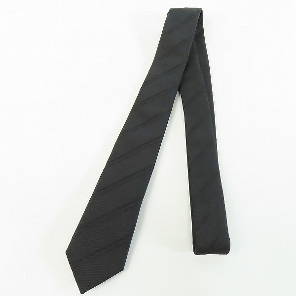 実際に弊社で買取させて頂いた【JPタグ】Saint laurent paris/サンローランパリ YSLロゴ総柄 ネクタイ 757431 3Y009