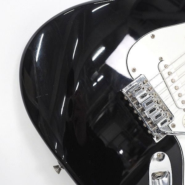 実際に弊社で買取させて頂いた★PhotoGenic/フォトジェニック ストラトキャスターType エレキギター ソフトケース付 の画像 5枚目