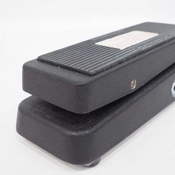 実際に弊社で買取させて頂いたJim Dunlop/ジムダンロップ GCB95 CRYBABY WAH WAH/クライベイビー ワウワウ エフェクター【動作確認済】の画像 2枚目