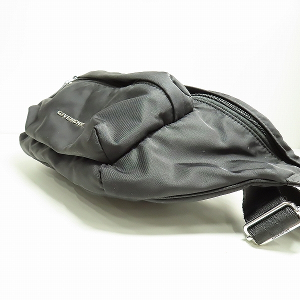 実際に弊社で買取させて頂いたGIVENCHY/ジバンシィ ナイロン エッセンシャル U ウエストバッグ BKU01ZK1D2-001の画像 2枚目