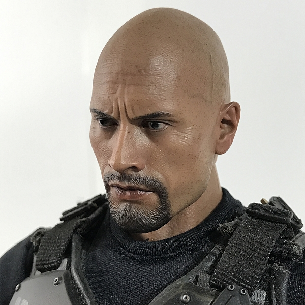 実際に弊社で買取させて頂いたHOTTOYS/ホットトイズ G.I.ジョー ROADBLOCK ドウェイン・ジョンソン 1/6スケール の画像 4枚目