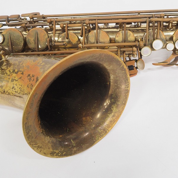実際に弊社で買取させて頂いた★【使用感有り】Selmer/セルマー テナーサックス MARK VI/マーク6 シリアル22万番台 1974年製 彫刻無し ケース付の画像 2枚目