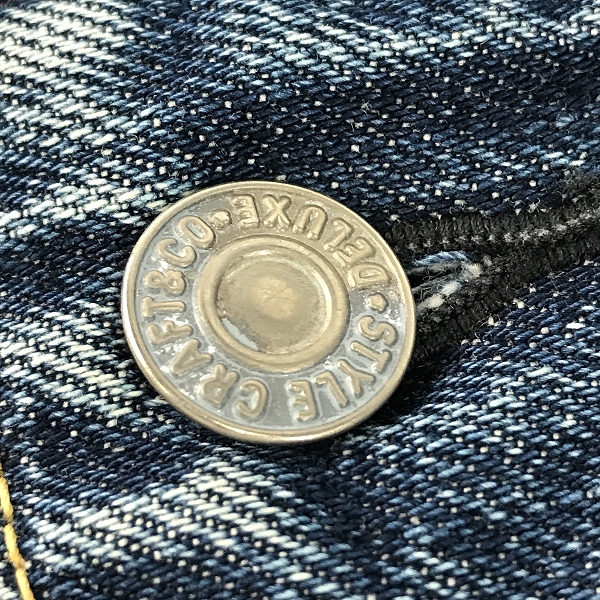 実際に弊社で買取させて頂いたEVISU/エヴィス 2nd デニムジャケットの画像 5枚目