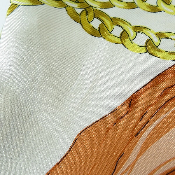 実際に弊社で買取させて頂いたCELINE/セリーヌ 宝石柄総柄 大判ストールの画像 6枚目