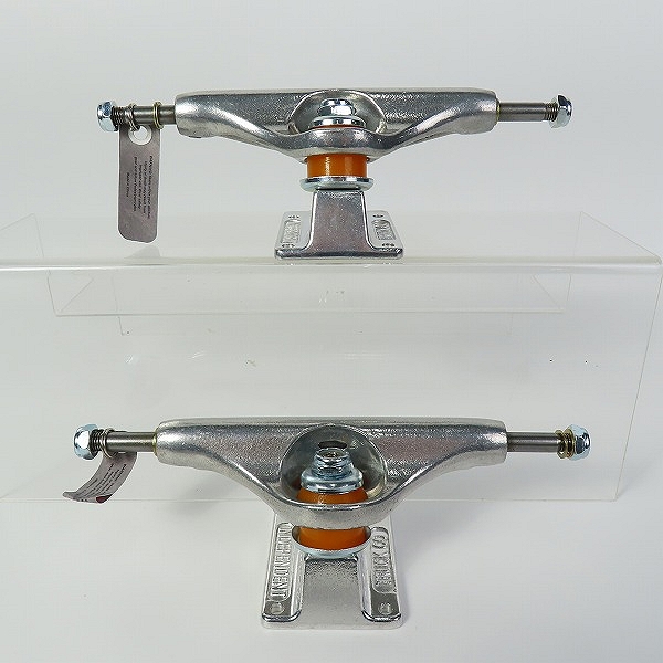 実際に弊社で買取させて頂いた(1)【未使用】INDEPENDENT/インディペンデント 139 Stage 11 Forged Hollow Silver Truck スケートボード トラックの画像 1枚目