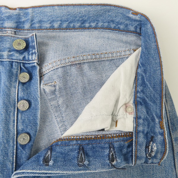 実際に弊社で買取させて頂いたLevi s/リーバイス バレンシア工場 ボタン裏555刻印 501 デニムパンツ/W31L36の画像 4枚目