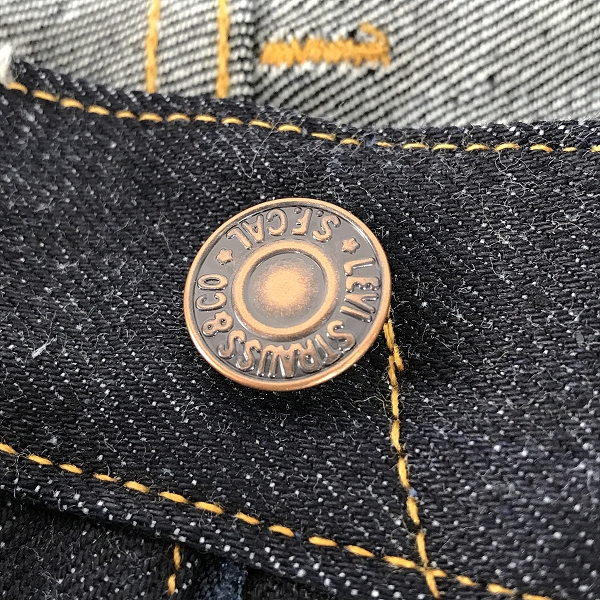 実際に弊社で買取させて頂いた【未使用】Levi’s/リーバイス 551ZXX 刻印555 バレンシア工場 BIGE ビッグE 1998年製 デニムパンツ ジーンズ W31 L36の画像 9枚目