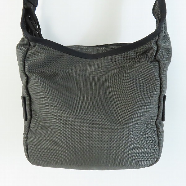 実際に弊社で買取させて頂いたBRIEFING/ブリーフィング DAYTRIPPER S/デイトリッパー ショルダーバッグ グレーの画像 1枚目