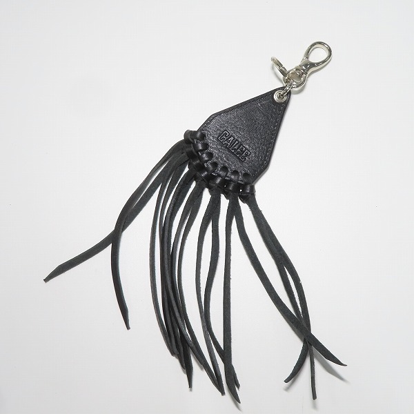 実際に弊社で買取させて頂いたCALEE/キャリー レザー スタッズ キーホルダー