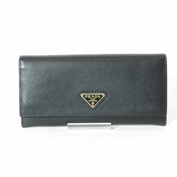 実際に弊社で買取させて頂いた【ギャラ付】PRADA/プラダ SAFFIANO TRAIANG/サフィアーノ トライアングル 長財布/パスケース付き 1MH132