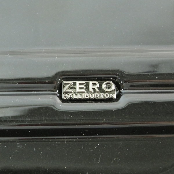 実際に弊社で買取させて頂いたZERO HALLIBURTON/ゼロハリバートン 13インチ用 モバイルPCケース タブレット ポリカーボネート 81122の画像 3枚目