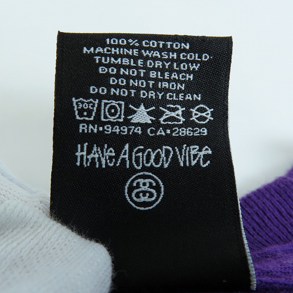 実際に弊社で買取させて頂いたSTUSSY/ステューシー Tシャツ  半袖シャツ センターロゴプリント パープル Mの画像 3枚目