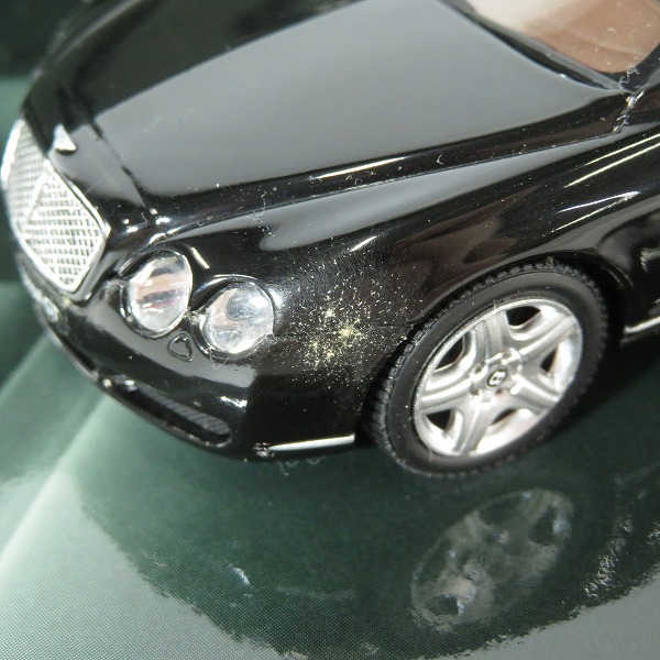 実際に弊社で買取させて頂いたMINICHAMPS/ミニチャンプス 1/43 ベントレー コンチネンタル GT 2003 ブラックの画像 4枚目
