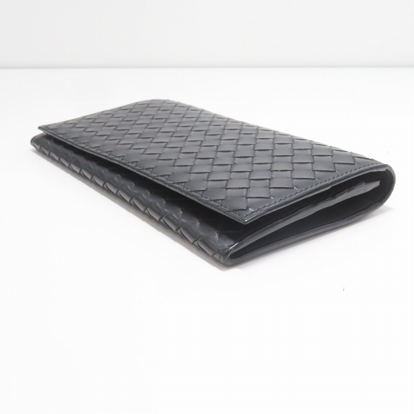 実際に弊社で買取させて頂いたBOTTEGA VENETA/ボッテガヴェネタ イントレチャート ブラック 二つ折り長財布の画像 2枚目