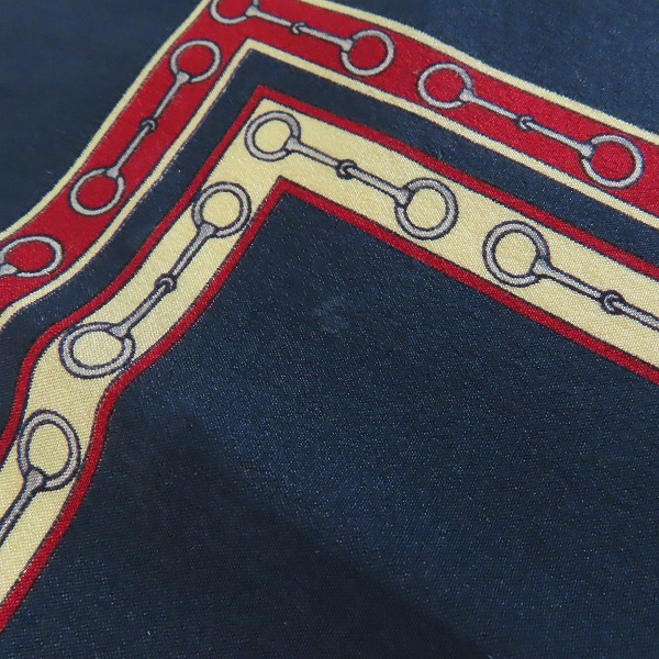 実際に弊社で買取させて頂いたCELINE/セリーヌ PURE SOIE シルク スカーフ/ストール の画像 6枚目