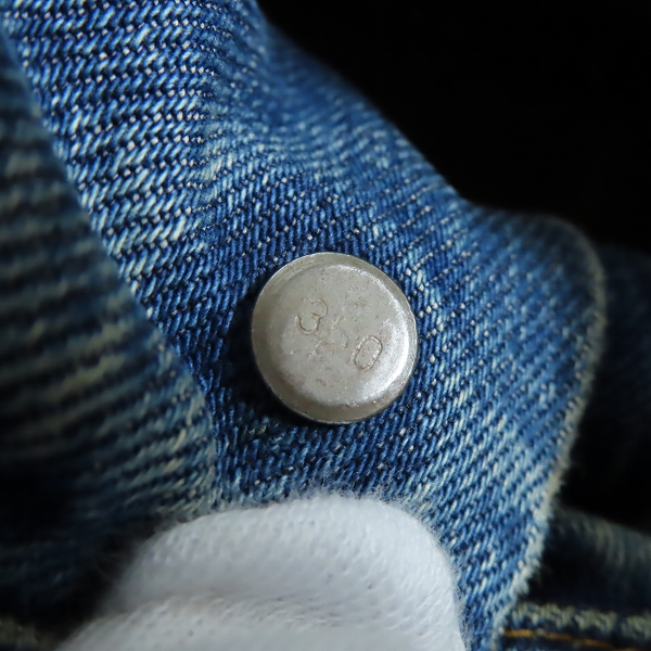 実際に弊社で買取させて頂いたLevis/リーバイス ヴィンテージ 3rd TYPE 刻印350 ビッグE 不均等V デニムジャケットの画像 6枚目