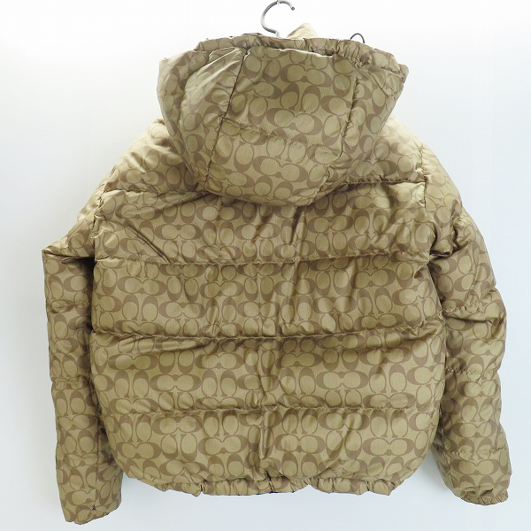 実際に弊社で買取させて頂いたCOACH/コーチ シグネチャー リバーシブル ダウンジャケット C0627/Lの画像 1枚目