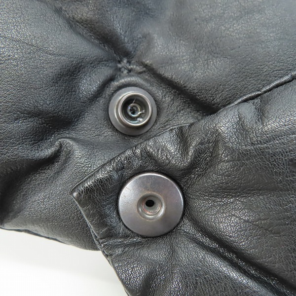 実際に弊社で買取させて頂いたISAMU KATAYAMA BACKLASH/バックラッシュ BRITANIA カンガルーレザー ダウンネックウォーマーの画像 5枚目