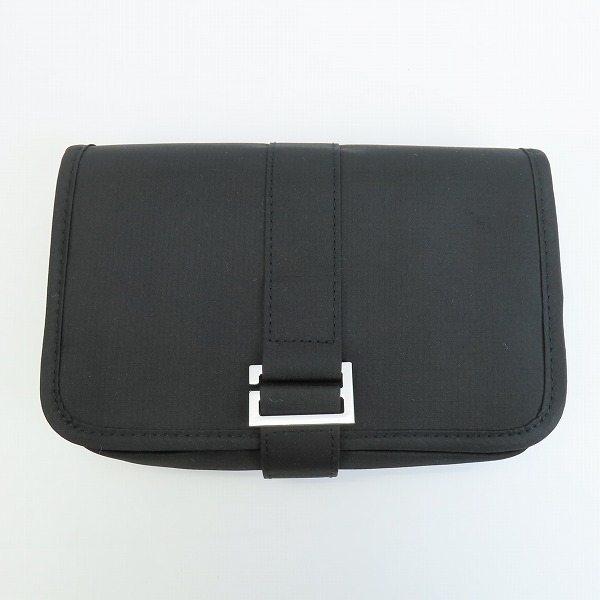 実際に弊社で買取させて頂いたGIVENCHY/ジバンシー ポーチ ブラック