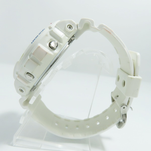 実際に弊社で買取させて頂いたG-SHOCK×メディコムトイ 限定コラボ 30周年記念 BE@RBRICK/ベアブリック ホワイト DW-6900MT-7JR【動作未確認】の画像 1枚目