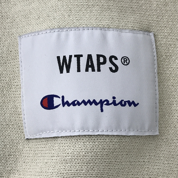 実際に弊社で買取させて頂いたWTAPS×Champion/ダブルタップス×チャンピオン  REVERSE WEVE/リバースウィーブ 裏起毛 スウェット トップス C8-U037/XLの画像 5枚目