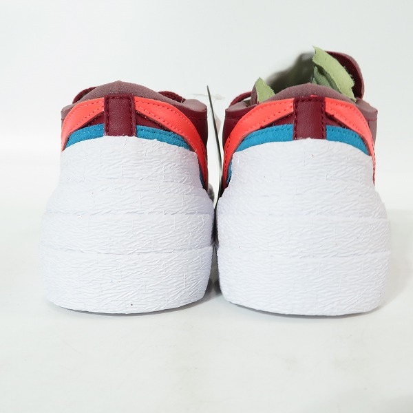 実際に弊社で買取させて頂いた【未使用】NIKE×SACAI×KAWS/ナイキ×サカイ×カウズ BLAZER LOW Team Red DM7901-600/26.5の画像 1枚目