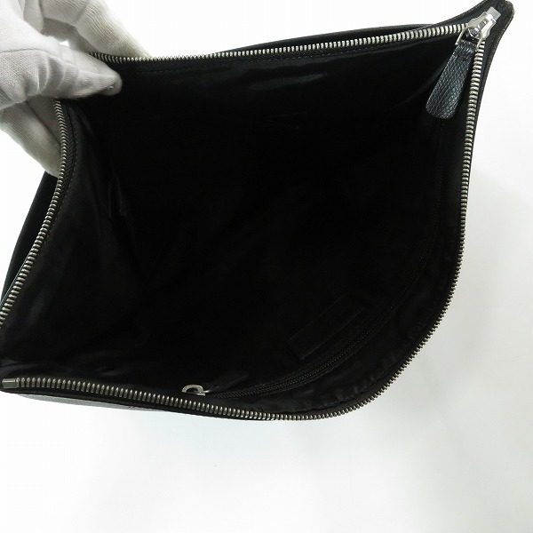 実際に弊社で買取させて頂いたEMPORIO ARMANI/エンポリオアルマーニ セカンドバッグの画像 4枚目