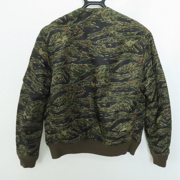 実際に弊社で買取させて頂いたHYSTERIC GLAMOUR/ヒステリックグラマー エアフォース リバーシブルノーカラージャケット 0263AB02/Sの画像 1枚目