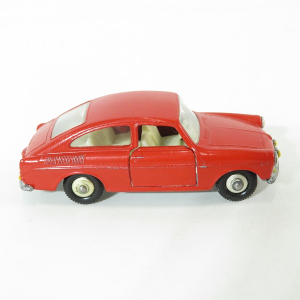 実際に弊社で買取させて頂いたMATCHBOX/マルチボックス No.67 VOLKSWAGEN 1600TL/フォルクスワーゲン ミニカーの画像 4枚目
