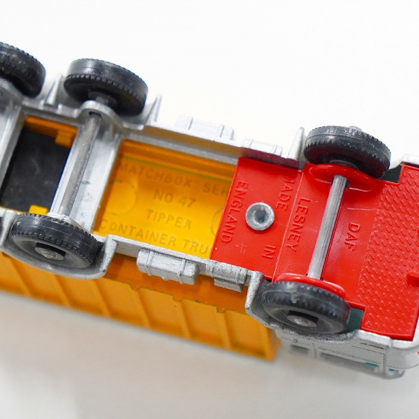 実際に弊社で買取させて頂いたMATCHBOX/マッチボックス No.47 DAF TIPPER CONTAINER TRUCK/ダフチッパーコンテナトラック ミニカーの画像 5枚目