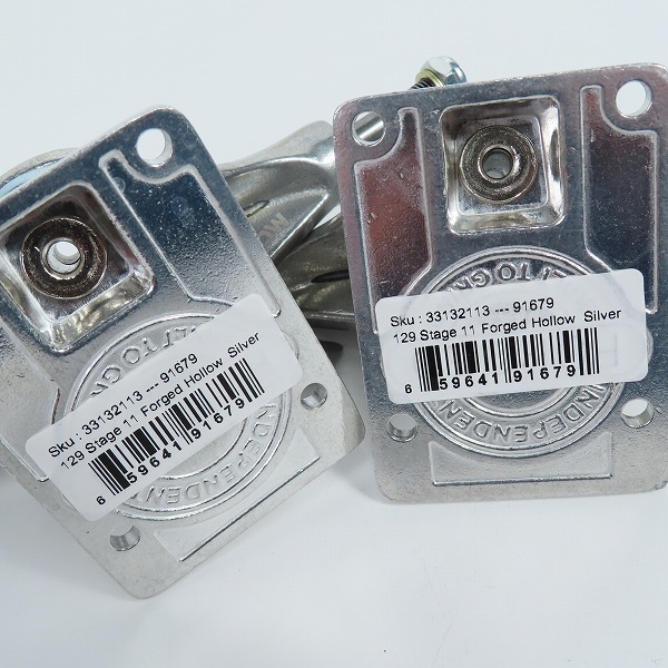 実際に弊社で買取させて頂いた(1)【未使用】INDEPENDENT/インディペンデント 129 Stage 11 Forged Hollow Silver Standard Trucks スケートボード トラック の画像 4枚目
