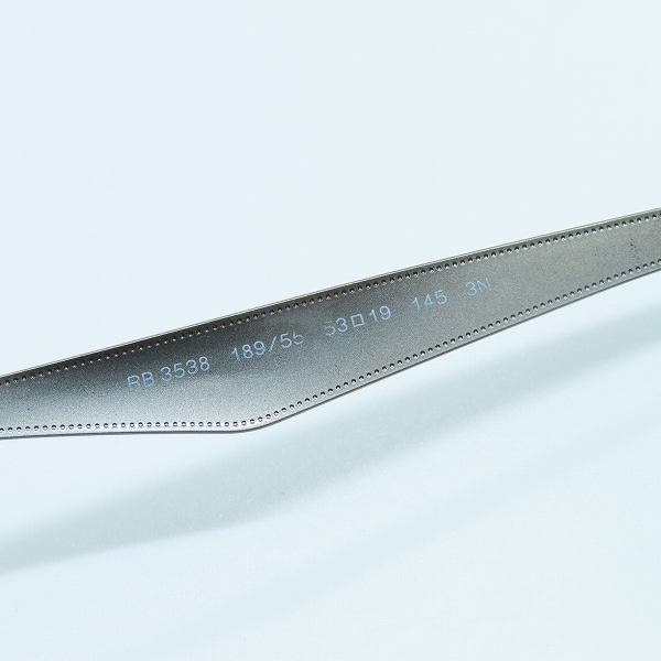 実際に弊社で買取させて頂いたRay-Ban/レイバン サングラス/アイウェア RB3538 189/55の画像 5枚目