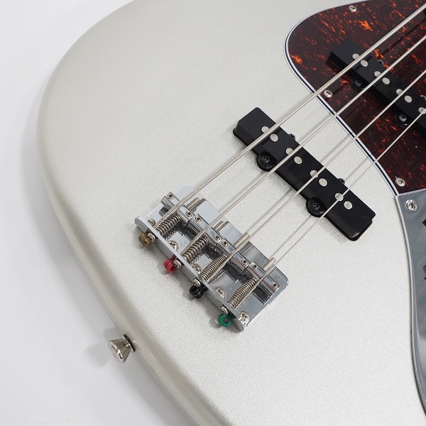 実際に弊社で買取させて頂いた★【難有り】Bacchus/バッカス UNIVERSE SERIES ジャズベースType 4弦エレキベースの画像 5枚目