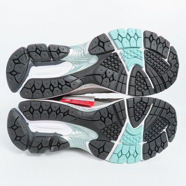 実際に弊社で買取させて頂いた【未使用】New Balance×atmos/ニューバランス×アトモス スニーカー M2002RAT/27の画像 2枚目