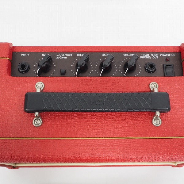 実際に弊社で買取させて頂いたVOX/ヴォックス Pathfinder 10 Red V9106 ギターアンプ コンボアンプ 限定レッドモデル【動作確認済】の画像 3枚目