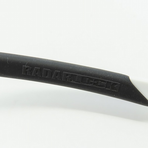 実際に弊社で買取させて頂いたOAKLEY/オークリー RADAR LOCK EDGE/レーダロックエッジ サングラス OO9181-37 131の画像 6枚目