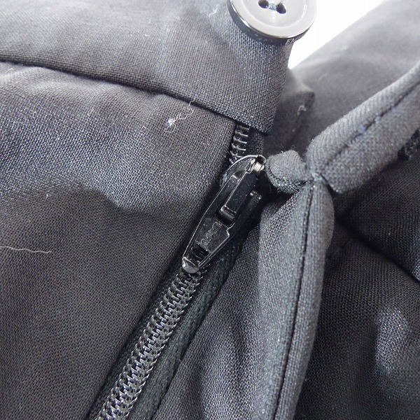 実際に弊社で買取させて頂いたEMPORIO ARMANI/エンポリオアルマーニ サイドライン ジップポケット スラックスパンツ 51P370 51038/46の画像 9枚目